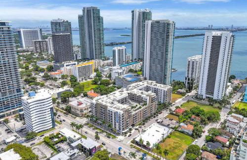 Trendy One Bedroom Getaway Steps from Biscayne - Foto 35