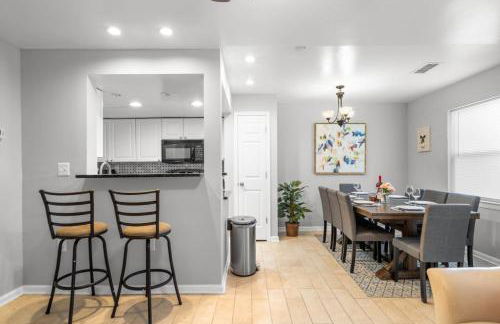 Parkside Alexandria Townhome - 3br free parking - Foto 6