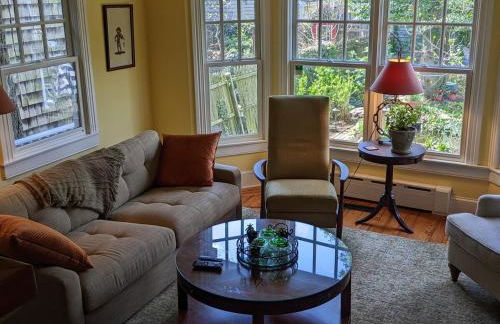 1879 Downtown Annapolis Home with Koi Ponds and Gardens - Foto 1