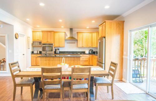 Serene Four Bedroom Lakefront Home - Foto 4