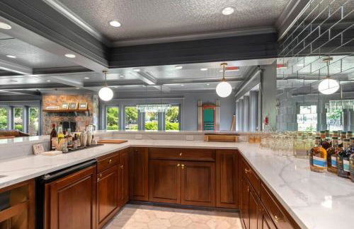 25 Bedrooms - Retreat Center Waterfront Renovated - Foto 20