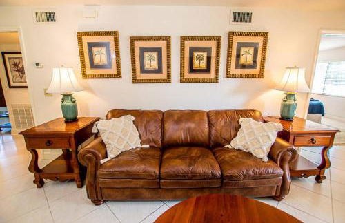 Newly Listed 20 percent off Golf and Tennis Community Golf Grandeur Corner Unit 16th Green - Foto 2