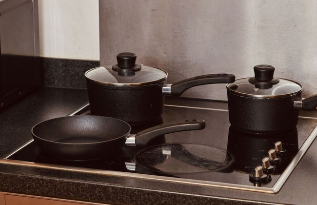 Deluxe City Apt, River Canal View& Free Parking! - Foto 14