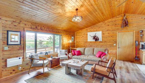 Dubois Riverfront Lodge with On-Site Fishing and Views - Foto 5