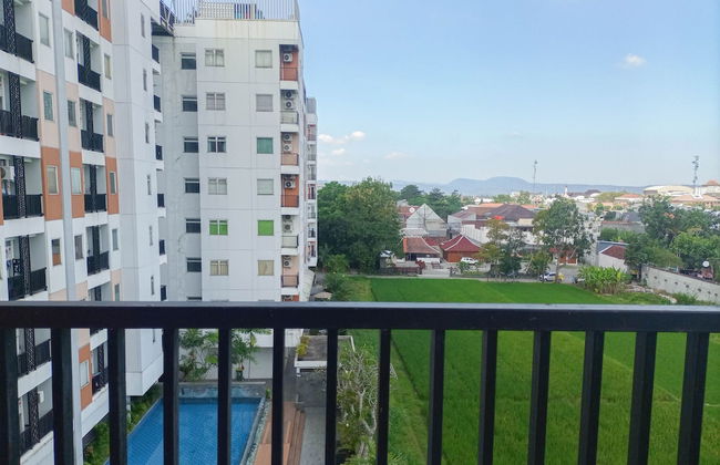 Comfort And Minimalist 1Br At Student Castle Yogyakarta Apartment - Foto 14