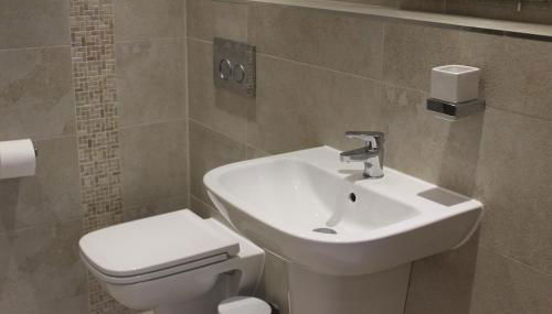 St Monica's - Foto 4