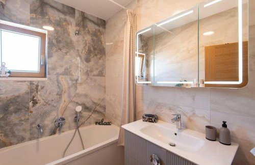 Grand View Holiday Home - Photo 6