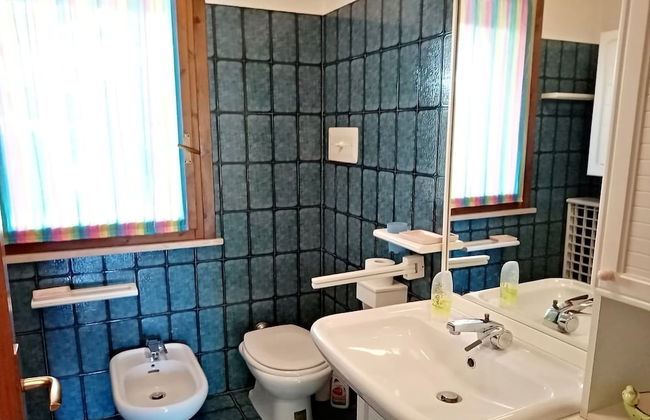 Lella Apartment Front Beach Garda Lake - Foto 14