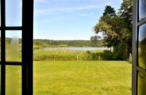 Ferienhaus am See auf großem Grundstück, Kaminofen - Foto 16