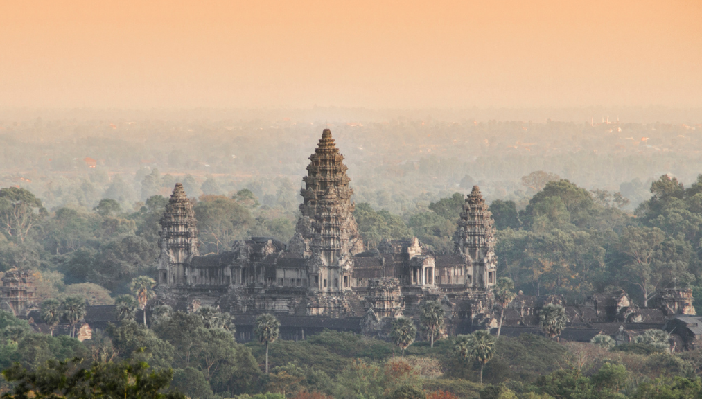 Discover the Angkor Sunrise - Half-Day Tour - Photo 1