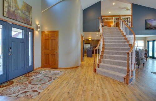Expansive Retreat on 5 Acres in Shakopee! - Foto 18