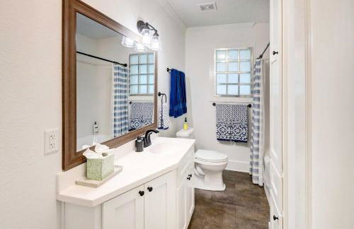 2 Mi to Magnolia Mkt Cozy Retreat with Shared Yard - Foto 17