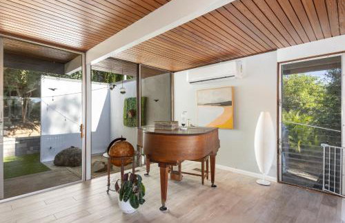 Mid-Century Masterpiece Tree house, Pool & Spa - Foto 15