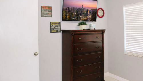 Charming Modern Valrico Getaway - Pets Welcome - Foto 3