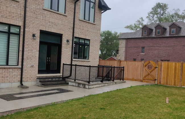 Brand New Basement Apt next to Beach & Go Train - Foto 38