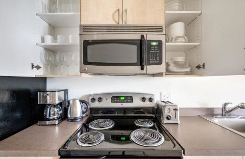 Wallingford 1br w pets wd nr shops bars SEA-565 - Photo 7