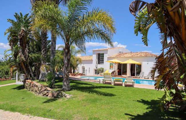 Idyllic Farm House With Huge Garden for 14pax - Foto 76