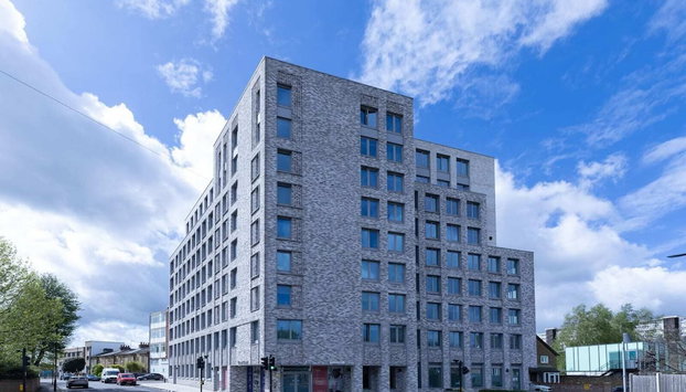 For Students Only - Great Court in London - Foto 2, Imagen principal