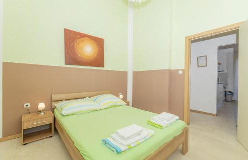 Amazing Apartment In Lukovo With Wifi - Foto 4