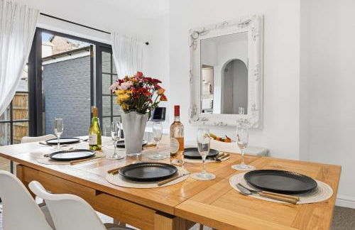 Luxurious 3 bed 1 Bath Stay Ideal for Families and Contractors - Photo 24