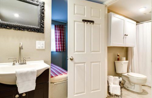 Updated Cotter Cottage Walk to White River! - Foto 15