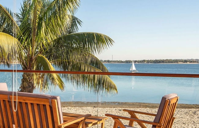 Endless Summer by Avantstay Serene Beachfront Escape w/ Sunset Views! - Photo 1