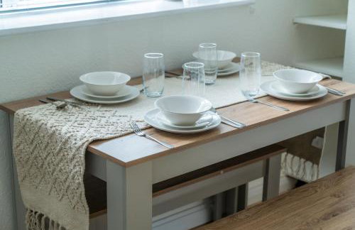 NEW! Cosy Flat - Free Secure Parking - Wapping Station - Foto 30