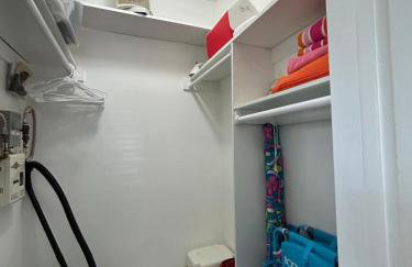 Bahama Beach Club Pompano - Fort Lauderdale - Charming and Cozy Studios & Apartments close to Beach with heated Pool - Photo 95