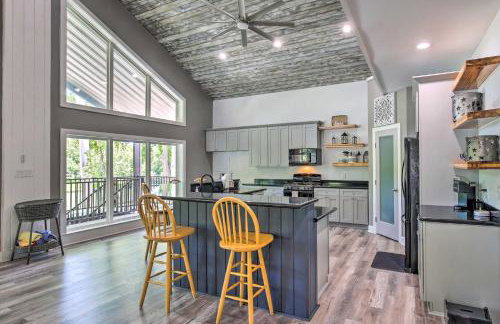 Outdoor Entertainment Space Home in McQueeney - Foto 6