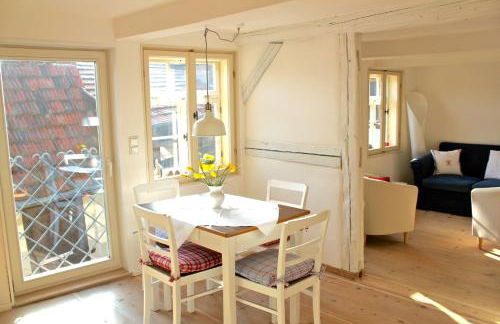 himmlischer Hof - Juwel von 1477 mit P, romantischer Innenhof, Kamin, Öko, Denkmal - Foto 1