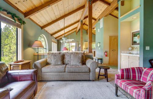 Close to Ski Slopes Tahoe Ski Chalet with Fireplace - Foto 5