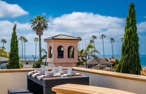 Mediterranean Beauty with Rooftop Deck and Views - Foto 59