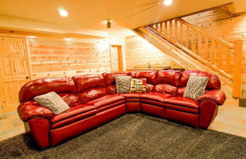 Backwoods Bonanza - Big Cabin With Hot Tub! - Foto 26