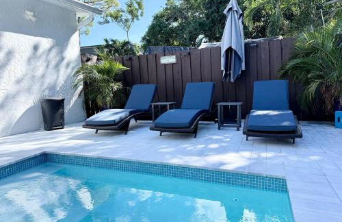The Miami Grove Oasis - Photo 9
