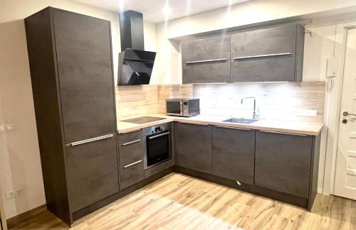 MARBELLA BEACHFRONT - Beachside apartment with stunning sea views - Photo 32