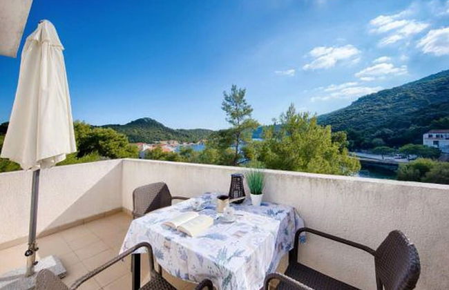 Apartments Bruna Lastovo-superior One Bedroom Apartment With Balcony and Sea View-zeleni - Foto 4