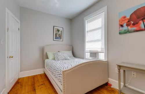 NEW! Boston Entire House Near MBTA, 3 Mi to Fenway! - Foto 16