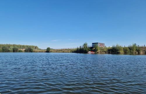 GRETA Nowoczesny domek modułowy nad stawem - Foto 11