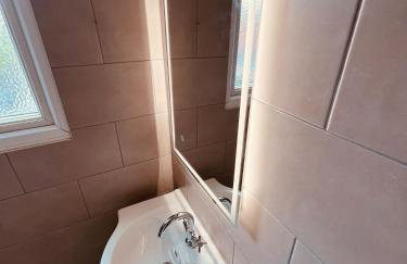 Yastayzzz at Studio 5 Bransford Rd - Foto 10