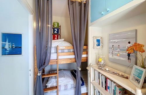 Maison rénovée, à 300m de la plage et proche commerces, avec terrasse et jardin, tout confort - FR-1-361-131 - Photo 13