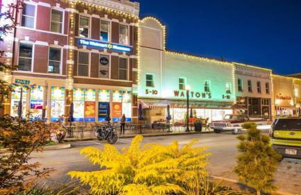 The Brownstone-1 Block to Downtown Bentonville - Foto 6