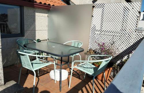 Oasis Costero Sanxenxo Espectacular Terraza y vistas de toda la Ría a 50 metros de la playa de Silgar - Foto 13