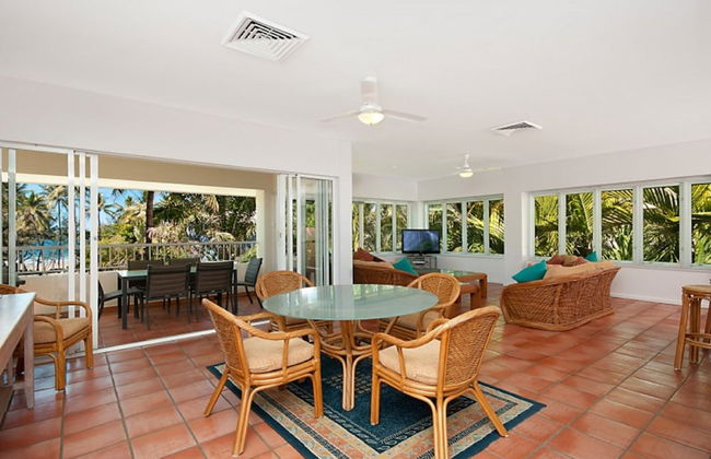 Balboa Holiday Apartments - Photo 12