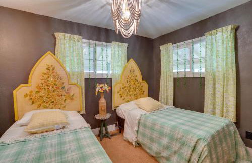 6 Mi to Lake Michigan Coloma Farmhouse - Foto 16