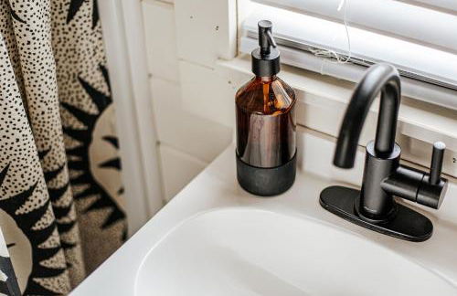 Downtown Tiny Home near Shenandoah National Park - Foto 40