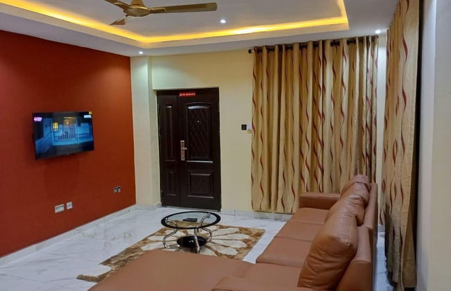 Executive Three Bedroom Furnished Apartment - Foto 15