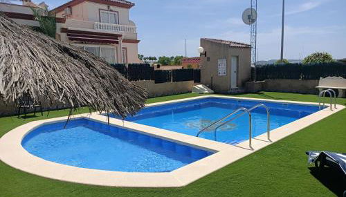 Casa Tranquila en la Marina urbanización - Foto 2