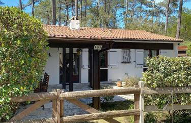 Résidence Het Club - Charmante maison avec jardin dans la pinède pour 6 personnes à Lacanau Océan MAE-0401 - Foto 1
