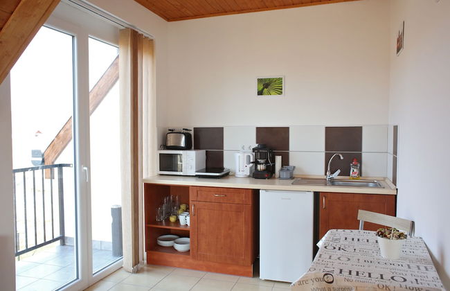 Szabolcs Apartments - Photo 13