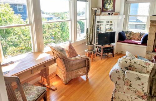 Summer-house OASIS on quiet street in ROCKRIDGE - Photo 46